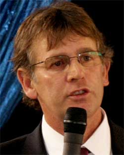 M Christian REY